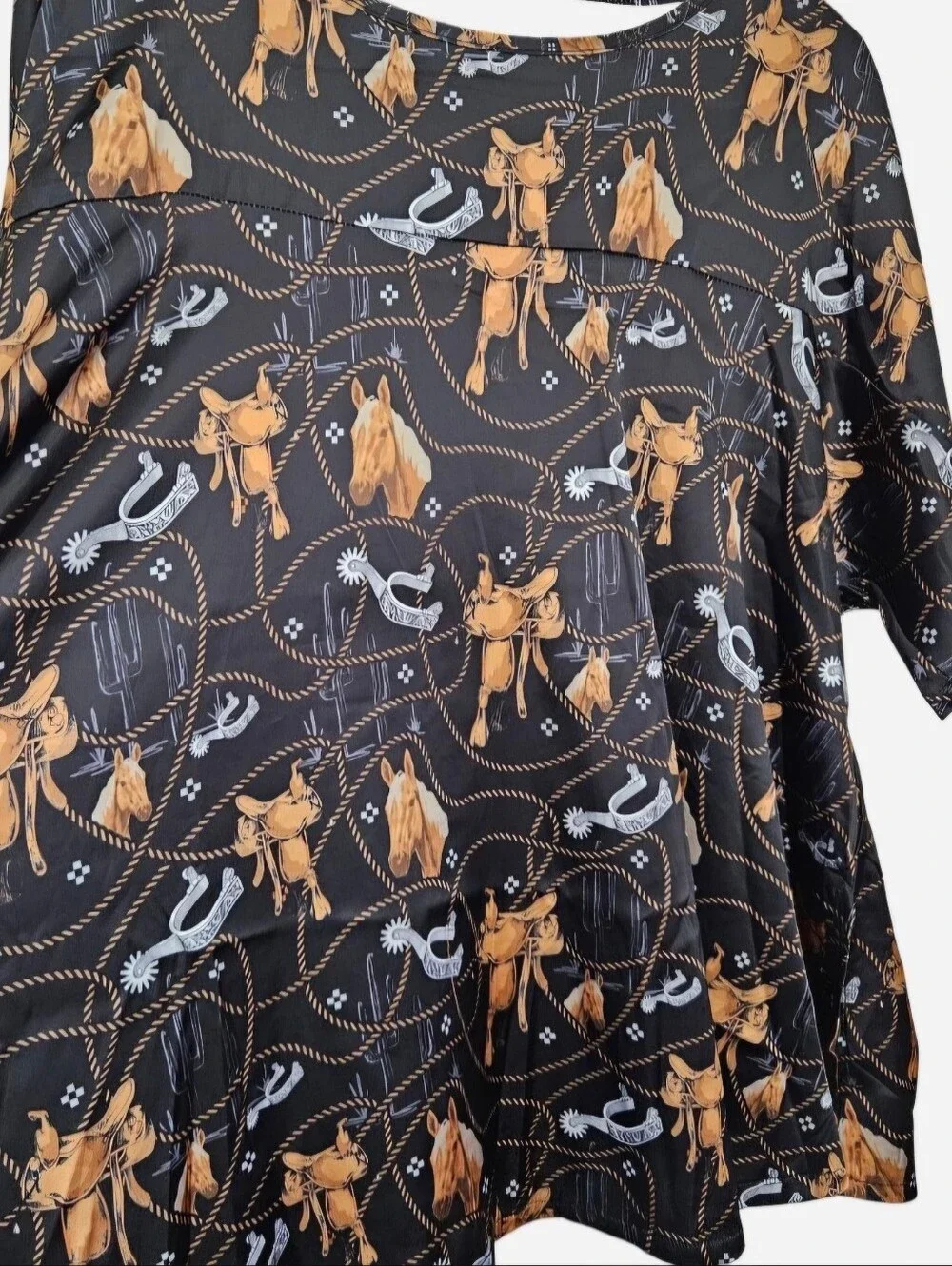Two Fly Black & tan western print cowboy Cowgirl Short Sleeve Blouse Womens S/M - Picture 5 of 8